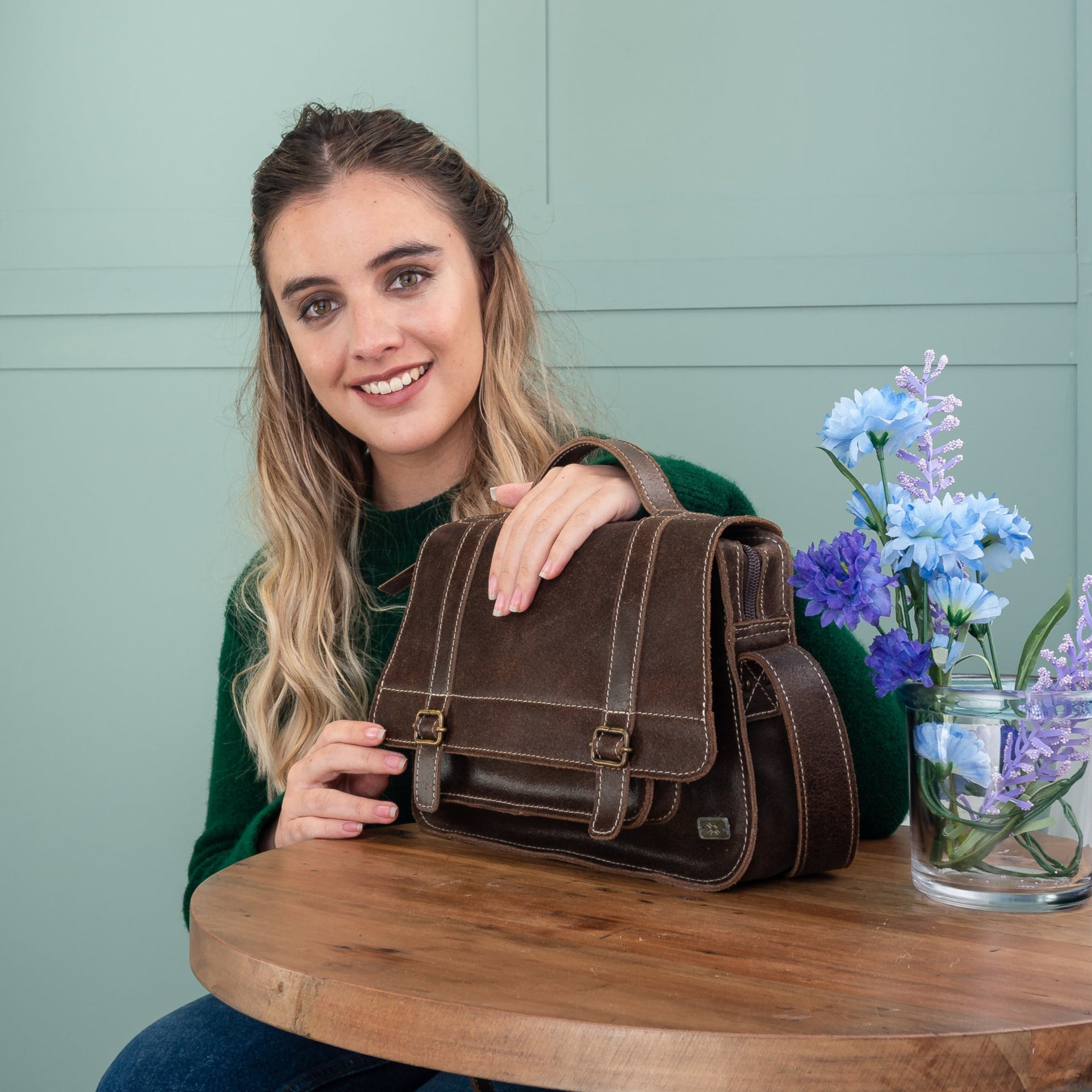 Tiara Canela Tienda Yo Reinar Bolsos En Cuero tiara-canela-tienda-yo-reinar-bolsos-en-cuero